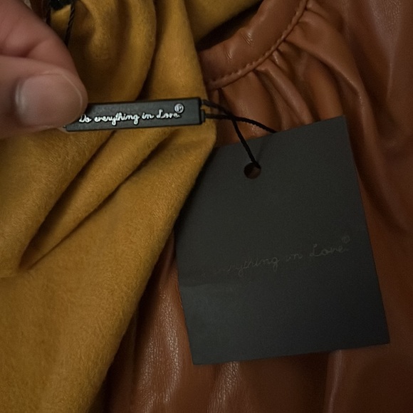 Cute Blazer Like Jacket - Picture 8 of 9